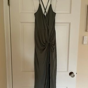BRAND NEW WITH TAGS. LULU'S WOMEN HIGH-LO DRESS. OLIVE GREEN. SIZE XS